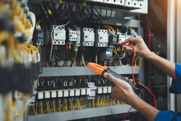 Best Commercial Electrician Services  in East Wenatchee, WA